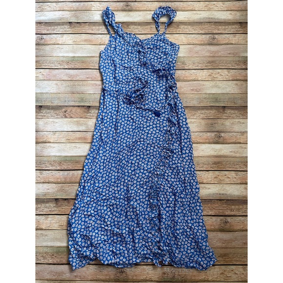 Madewell Ruffled Wrap Maxi Dress in Mini Daisy - Picture 2 of 5